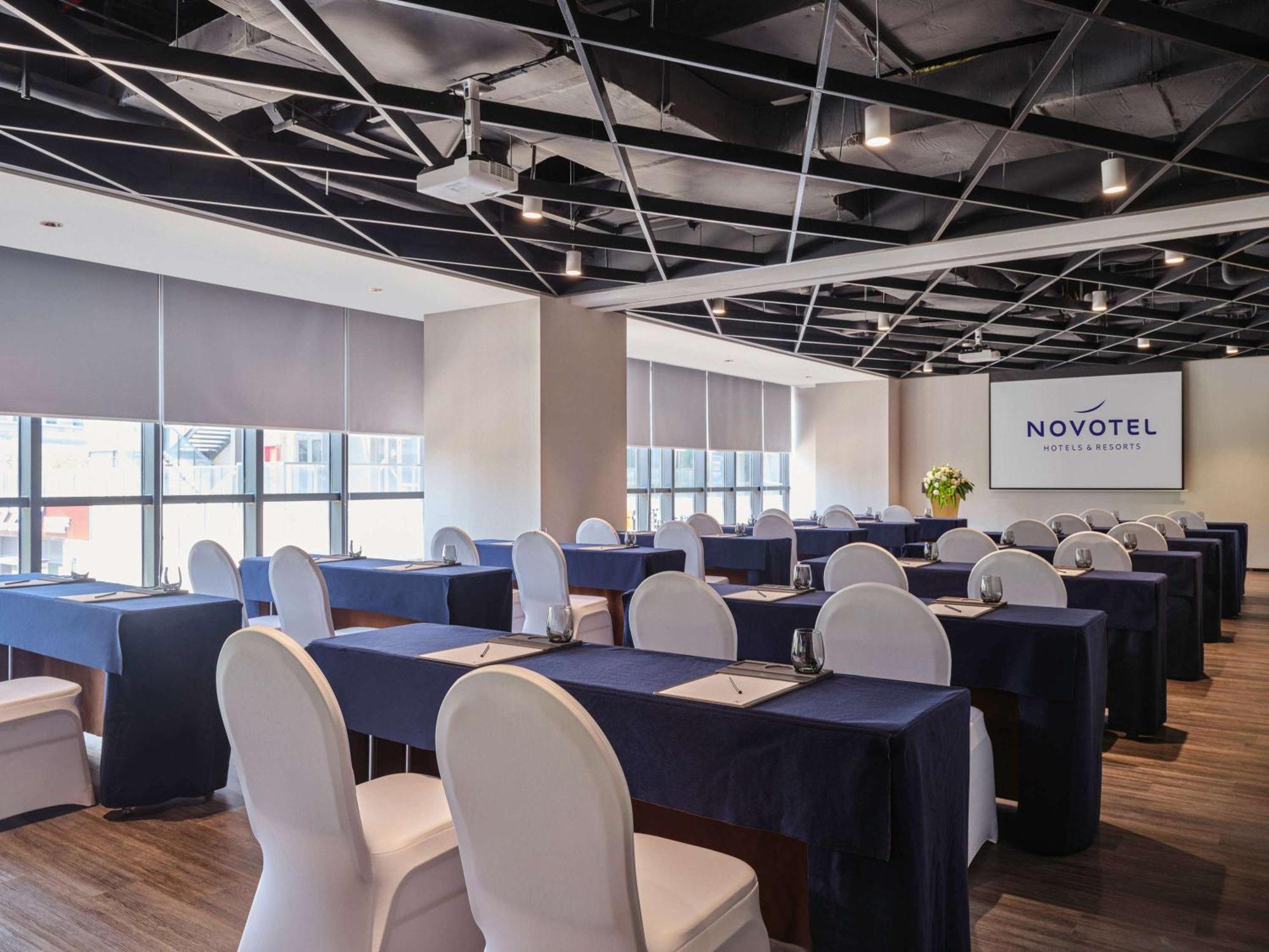 Novotel Shanghai Qingpu Excellence Exterior photo